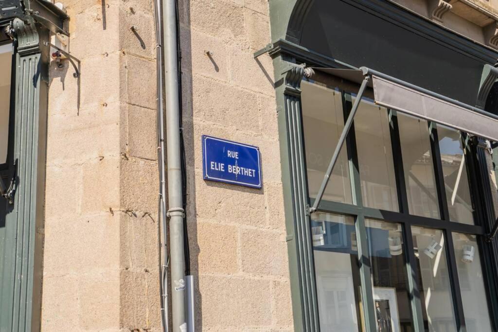 La Veilleuse - Appartement Au Coeur Du Centre Ville Limoges Eksteriør bilde