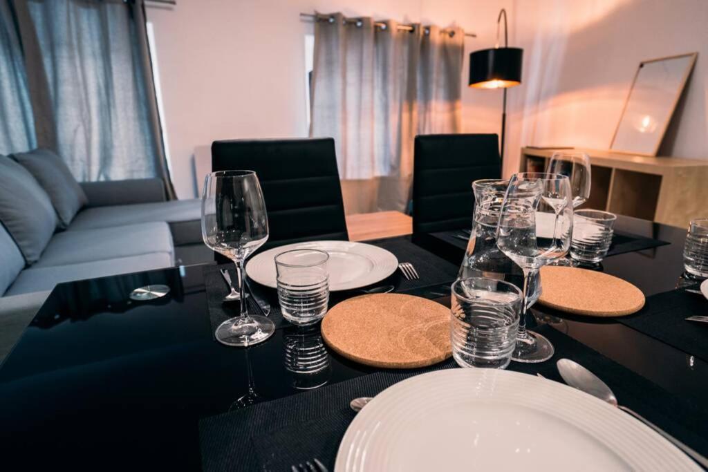 La Veilleuse - Appartement Au Coeur Du Centre Ville Limoges Eksteriør bilde